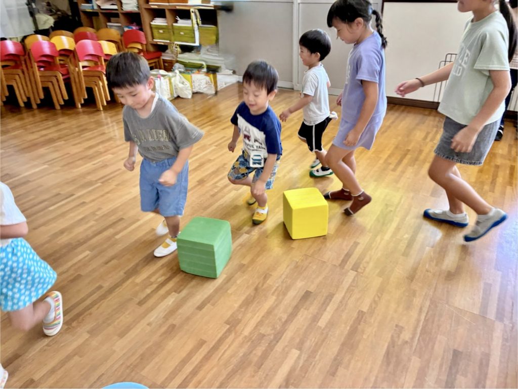 福岡県　京都郡　みやこ町　犀川　わくわくの幼稚園　のびのび幼稚園　幼稚園　保育園　認定こども園　子ども　保育　弁当　ママ弁当　遠足　年長　年中　年少　未満児　みやこ町保育園　行橋市幼稚園　よちよち広場　言葉遊びかるた遊び　表現遊び　外遊び　お花見　個人制作　マット遊び　体育遊び　らブロック遊び　滑り台　砂場　絵パズル　みのむし　クリスマス制作　お散歩　作品展　ボール遊び　花見　体操教室　指スタンプ製作　給食参観　時の記念日製作　年長製作　あそびワーク　あそび
七夕飾り　冷やし中華　整理整頓　夏休み