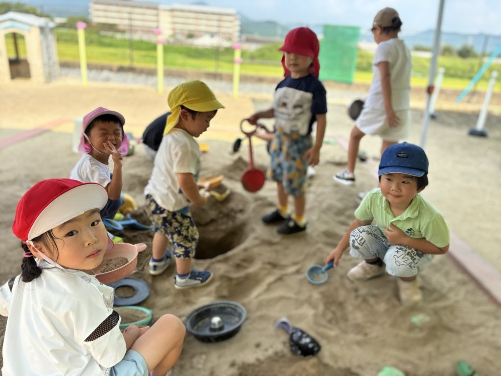 福岡県　京都郡　みやこ町　犀川　わくわくの幼稚園　のびのび幼稚園　幼稚園　保育園　認定こども園　子ども　保育　弁当　ママ弁当　遠足　年長　年中　年少　未満児　みやこ町保育園　行橋市幼稚園　よちよち広場　言葉遊びかるた遊び　表現遊び　外遊び　お花見　個人制作　マット遊び　体育遊び　らブロック遊び　滑り台　砂場　絵パズル　みのむし　クリスマス制作　お散歩　作品展　ボール遊び　花見　体操教室　指スタンプ製作　給食参観　時の記念日製作　年長製作　あそびワーク　あそび
七夕飾り　冷やし中華　整理整頓　夏休み