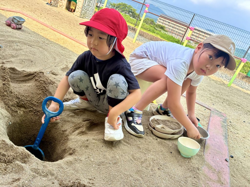 福岡県　京都郡　みやこ町　犀川　わくわくの幼稚園　のびのび幼稚園　幼稚園　保育園　認定こども園　子ども　保育　弁当　ママ弁当　遠足　年長　年中　年少　未満児　みやこ町保育園　行橋市幼稚園　よちよち広場　言葉遊びかるた遊び　表現遊び　外遊び　お花見　個人制作　マット遊び　体育遊び　らブロック遊び　滑り台　砂場　絵パズル　みのむし　クリスマス制作　お散歩　作品展　ボール遊び　花見　体操教室　指スタンプ製作　給食参観　時の記念日製作　年長製作　あそびワーク　あそび
七夕飾り　冷やし中華　整理整頓　夏休み