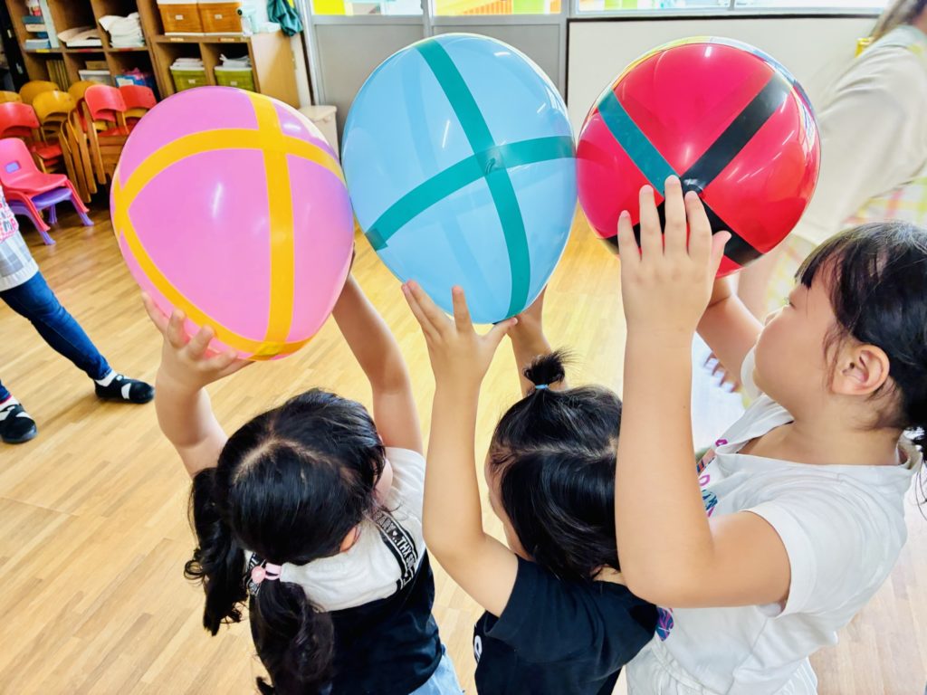 福岡県　京都郡　みやこ町　犀川　わくわくの幼稚園　のびのび幼稚園　幼稚園　保育園　認定こども園　子ども　保育　弁当　ママ弁当　遠足　年長　年中　年少　未満児　みやこ町保育園　行橋市幼稚園　よちよち広場　言葉遊びかるた遊び　表現遊び　外遊び　お花見　個人制作　マット遊び　体育遊び　らブロック遊び　滑り台　砂場　絵パズル　みのむし　クリスマス制作　お散歩　作品展　ボール遊び　花見　体操教室　指スタンプ製作　給食参観　時の記念日製作　年長製作　あそびワーク　あそび
七夕飾り　冷やし中華　整理整頓　夏休み