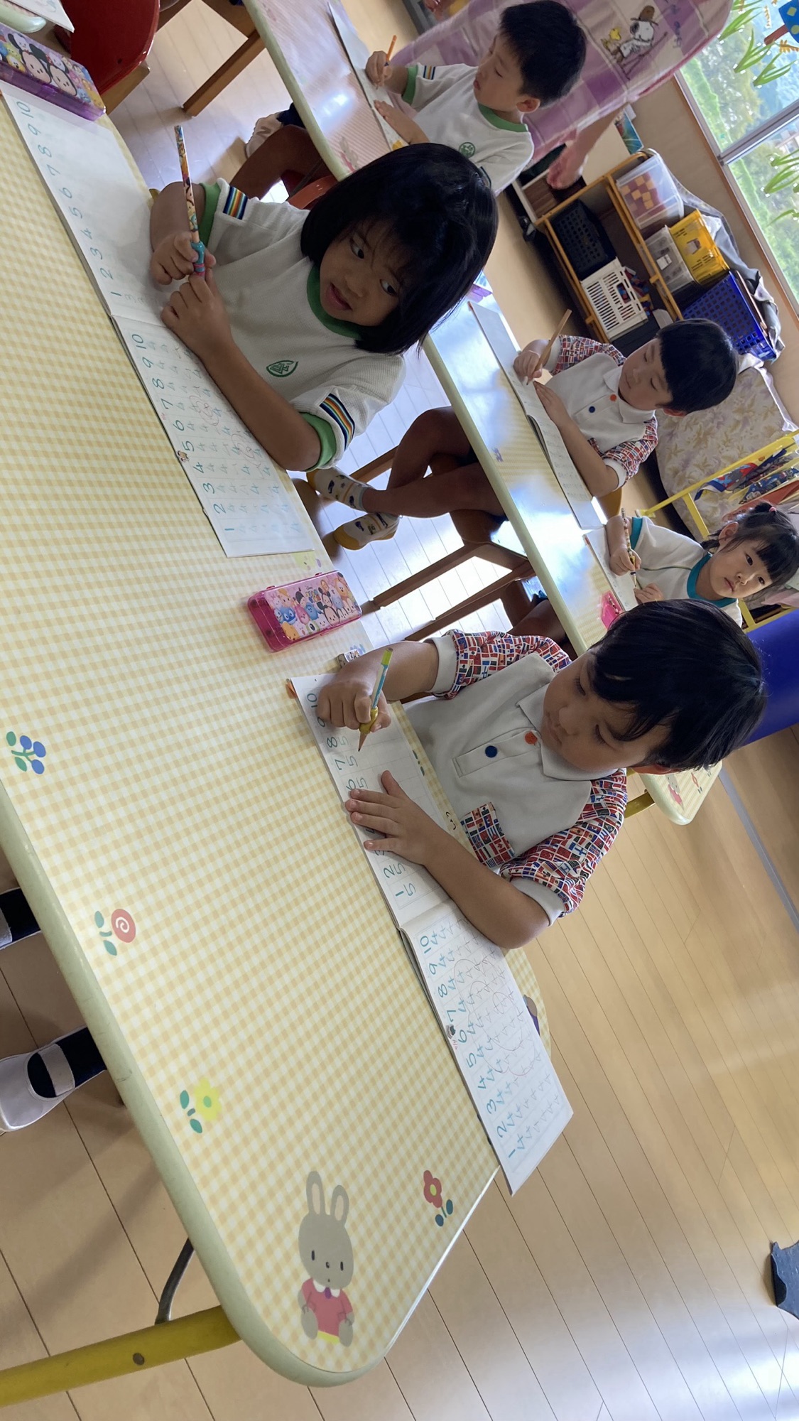 福岡県　京都郡　みやこ町　犀川　わくわくの幼稚園　のびのび幼https://waku2noki.com/7232/稚園　幼稚園　保育園　認定こども園　子ども　保育　弁当　ママ弁当　遠足　年長　年中　年少　未満児　みやこ町保育園　行橋市幼稚園　よちよち広場　言葉遊びかるた遊び　表現遊び　外遊び　お花見　個人制作　マット遊び　体育遊び　らブロック遊び　滑り台　砂場　絵パズル　みのむし　クリスマス制作　お散歩　作品展　ボール遊び　花見　体操教室　指スタンプ製作　給食参観　時の記念日製作　年長製作　あそびワーク　あそび
七夕飾り　さんすうノート