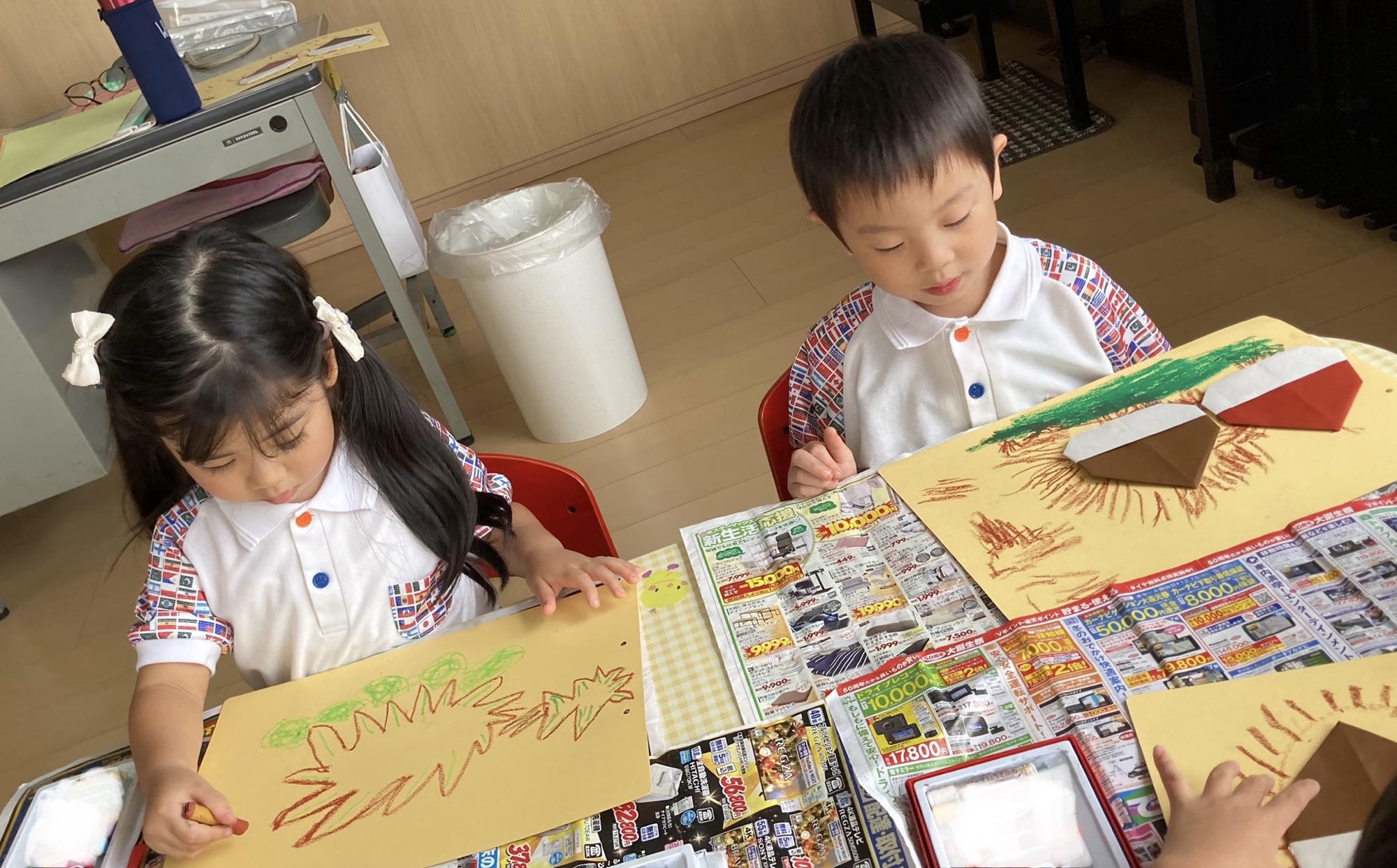 福岡県　京都郡　みやこ町　犀川　わくわくの幼稚園　のびのび幼https://waku2noki.com/7232/稚園　幼稚園　保育園　認定こども園　子ども　保育　弁当　ママ弁当　遠足　年長　年中　年少　未満児　みやこ町保育園　行橋市幼稚園　よちよち広場　言葉遊びかるた遊び　表現遊び　外遊び　お花見　個人制作　マット遊び　体育遊び　らブロック遊び　滑り台　砂場　絵パズル　みのむし　クリスマス制作　お散歩　作品展　ボール遊び　花見　体操教室　指スタンプ製作　給食参観　時の記念日製作　年長製作　あそびワーク　あそび
七夕飾り　秋の折り紙