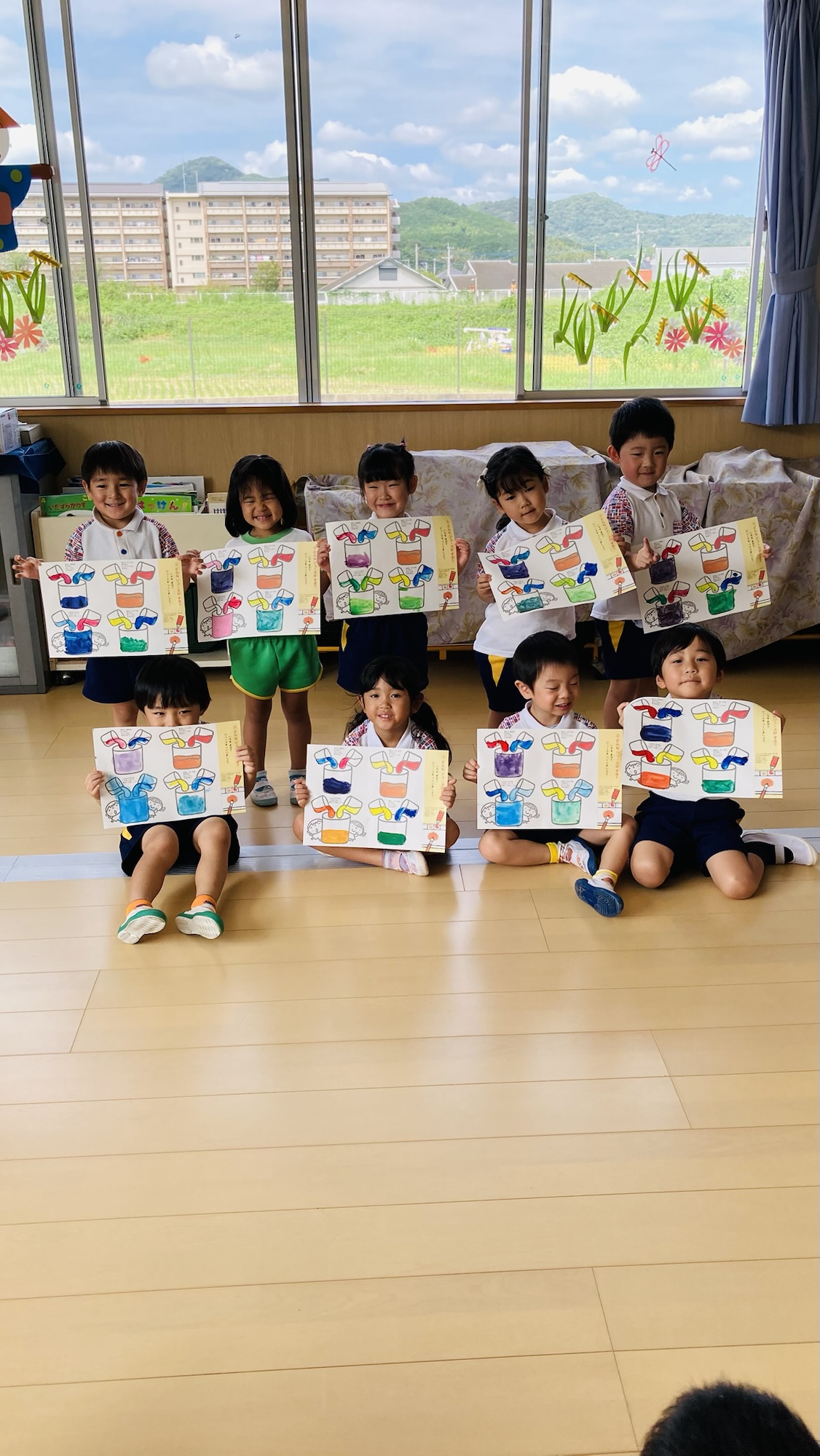 福岡県　京都郡　みやこ町　犀川　わくわくの幼稚園　のびのび幼https://waku2noki.com/7232/稚園　幼稚園　保育園　認定こども園　子ども　保育　弁当　ママ弁当　遠足　年長　年中　年少　未満児　みやこ町保育園　行橋市幼稚園　よちよち広場　言葉遊びかるた遊び　表現遊び　外遊び　お花見　個人制作　マット遊び　体育遊び　らブロック遊び　滑り台　砂場　絵パズル　みのむし　クリスマス制作　お散歩　作品展　ボール遊び　花見　体操教室　指スタンプ製作　給食参観　時の記念日製作　年長製作　あそびワーク　あそび
七夕飾り　絵の具と､はっけん