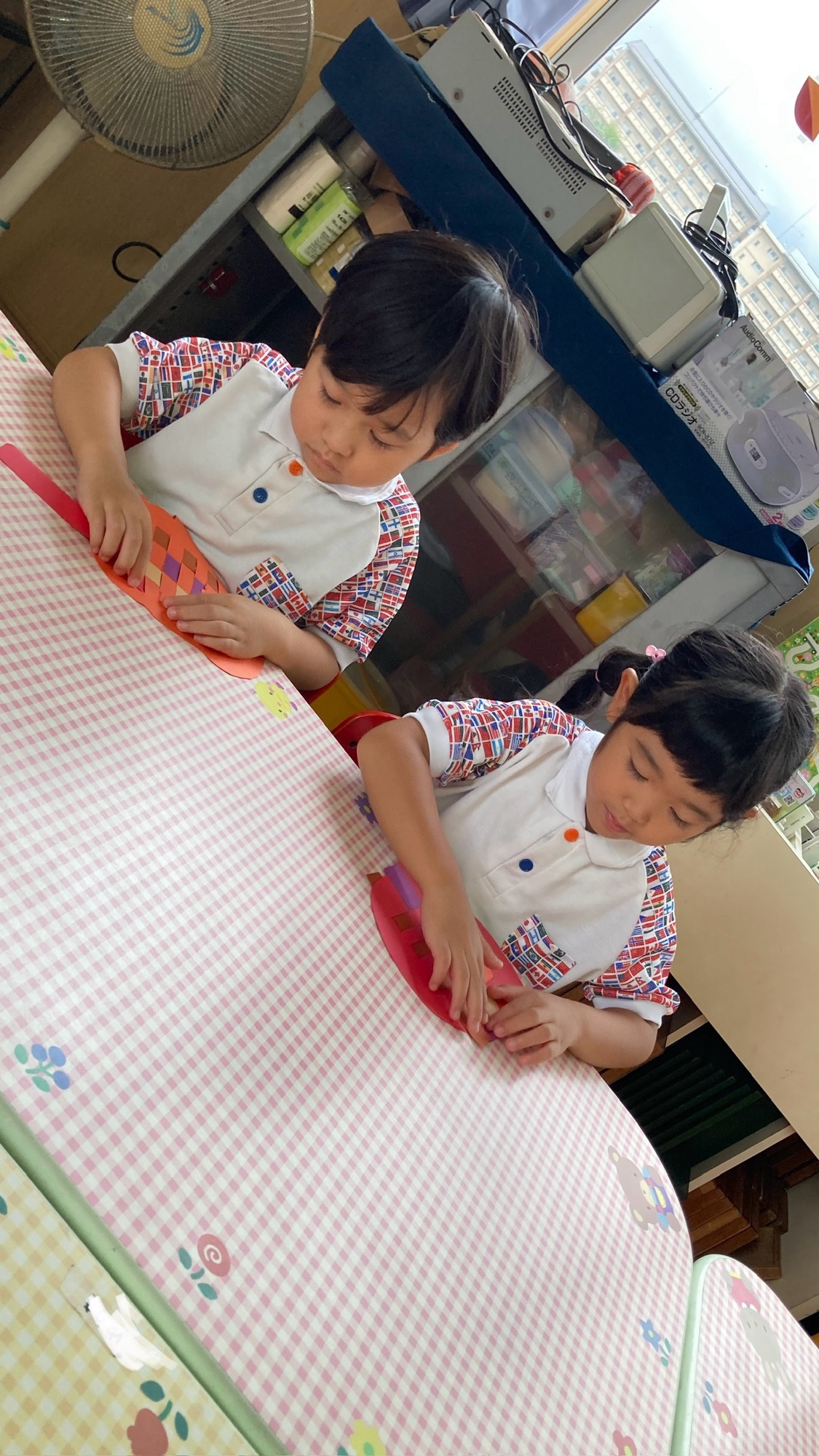 福岡県　京都郡　みやこ町　犀川　わくわくの幼稚園　のびのびhttps://waku2noki.com/7629/幼https://waku2noki.com/7232/稚園　幼稚園　保育園　認定こども園　子ども　保育　弁当　ママ弁当　遠足　年長　年中　年少　未満児　みやこ町保育園　行橋市幼稚園　よちよち広場　言葉遊びかるた遊び　表現遊び　外遊び　お花見　個人制作　マット遊び　体育遊び　らブロック遊び　滑り台　砂場　絵パズル　みのむし　クリスマス制作　お散歩　作品展　ボール遊び　花見　体操教室　指スタンプ製作　給食参観　時の記念日製作　年長製作　あそびワーク　あそび
七夕飾り　絵の具と､ハロウィンお面作り