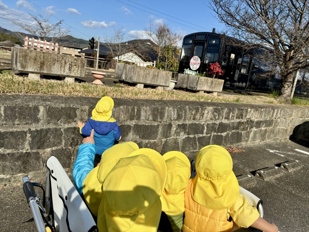 福岡県　京都郡　みやこ町　犀川　わくわくの幼稚園　のびのびhttps://waku2noki.com/7629/幼https://waku2noki.com/7232/稚園　幼稚園　保育園　認定こども園　子ども　保育　弁当　ママ弁当　遠足　年長　年中　年少　未満児　みやこ町保育園　行橋市幼稚園　よちよち広場　言葉遊びかるた遊び　表現遊び　外遊び　お花見　個人制作　マット遊び　体育遊び　らブロック遊び　滑り台　砂場　絵パズル　みのむし　クリスマス制作　お散歩　作品展　ボール遊び　花見　体操教室　指スタンプ製作　給食参観　時の記念日製作　年長製作　あそびワーク　あそび
七夕飾り　絵の具　道具箱整理福岡県　京都郡　みやこ町　犀川　わくわくの幼稚園　のびのびhttps://waku2noki.com/7629/幼https://waku2noki.com/7232/稚園　幼稚園　保育園　認定こども園　子ども　保育　弁当　ママ弁当　遠足　年長　年中　年少　未満児　みやこ町保育園　行橋市幼稚園　よちよち広場　言葉遊びかるた遊び　表現遊び　外遊び　お花見　個人制作　マット遊び　体育遊び　らブロック遊び　滑り台　砂場　絵パズル　みのむし　クリスマス制作　お散歩　作品展　ボール遊び　花見　体操教室　指スタンプ製作　給食参観　時の記念日製作　年長製作　あそびワーク　あそび
七夕飾り　絵の具　千歳飴袋作り　犀川駅