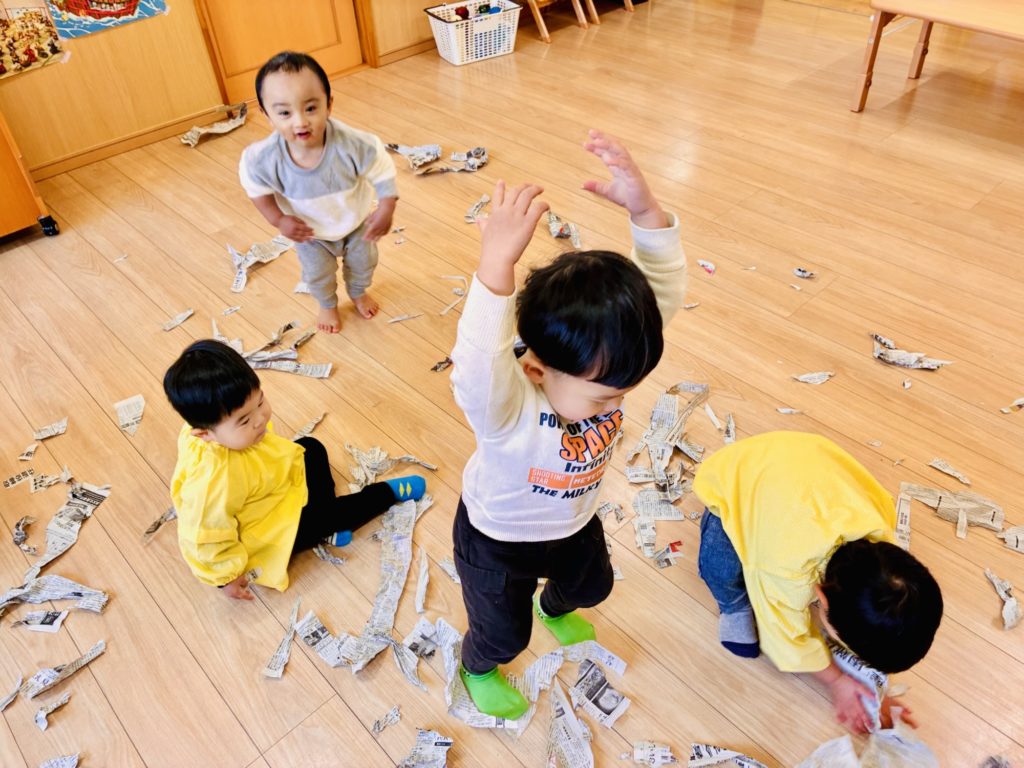 福岡県　京都郡　みやこ町　犀川　わくわくの幼稚園　のびのびhttps://waku2noki.com/7629/幼https://waku2noki.com/7232/稚園　幼稚園　保育園　認定こども園　子ども　保育　弁当　ママ弁当　遠足　年長　年中　年少　未満児　みやこ町保育園　行橋市幼稚園　よちよち広場　言葉遊びかるた遊び　表現遊び　外遊び　お花見　個人制作　マット遊び　体育遊び　らブロック遊び　滑り台　砂場　絵パズル　みのむし　クリスマス制作　お散歩　作品展　ボール遊び　花見　体操教室　指スタンプ製作　給食参観　時の記念日製作　年長製作　あそびワーク　あそび
七夕飾り　絵の具　道具箱整理福岡県　京都郡　みやこ町　犀川　わくわくの幼稚園　のびのびhttps://waku2noki.com/7629/幼https://waku2noki.com/7232/稚園　幼稚園　保育園　認定こども園　子ども　保育　弁当　ママ弁当　遠足　年長　年中　年少　未満児　みやこ町保育園　行橋市幼稚園　よちよち広場　言葉遊びかるた遊び　表現遊び　外遊び　お花見　個人制作　マット遊び　体育遊び　らブロック遊び　滑り台　砂場　絵パズル　みのむし　クリスマス制作　お散歩　作品展　ボール遊び　花見　体操教室　指スタンプ製作　給食参観　時の記念日製作　年長製作　あそびワーク　あそび
七夕飾り　絵の具　クリスマス福岡県　京都郡　みやこ町　犀川　わくわくの幼稚園　のびのびhttps://waku2noki.com/7629/幼https://waku2noki.com/7232/稚園　幼稚園　保育園　認定こども園　子ども　保育　弁当　ママ弁当　遠足　年長　年中　年少　未満児　みやこ町保育園　行橋市幼稚園　よちよち広場　言葉遊びかるた遊び　表現遊び　外遊び　お花見　個人制作　マット遊び　体育遊び　らブロック遊び　滑り台　砂場　絵パズル　みのむし　クリスマス制作　お散歩　作品展　ボール遊び　花見　体操教室　指スタンプ製作　給食参観　時の記念日製作　年長製作　あそびワーク　あそび
七夕飾り　絵の具　道具箱整理福岡県　京都郡　みやこ町　犀川　わくわくの幼稚園　のびのびhttps://waku2noki.com/7629/幼https://waku2noki.com/7232/稚園　幼稚園　保育園　認定こども園　子ども　保育　弁当　ママ弁当　遠足　年長　年中　年少　未満児　みやこ町保育園　行橋市幼稚園　よちよち広場　言葉遊びかるた遊び　表現遊び　外遊び　お花見　個人制作　マット遊び　体育遊び　らブロック遊び　滑り台　砂場　絵パズル　みのむし　クリスマス制作　お散歩　作品展　ボール遊び　花見　体操教室　指スタンプ製作　給食参観　時の記念日製作　年長製作　あそびワーク　あそび
七夕飾り　絵の具　紙粘土続き　3学期
新聞遊び