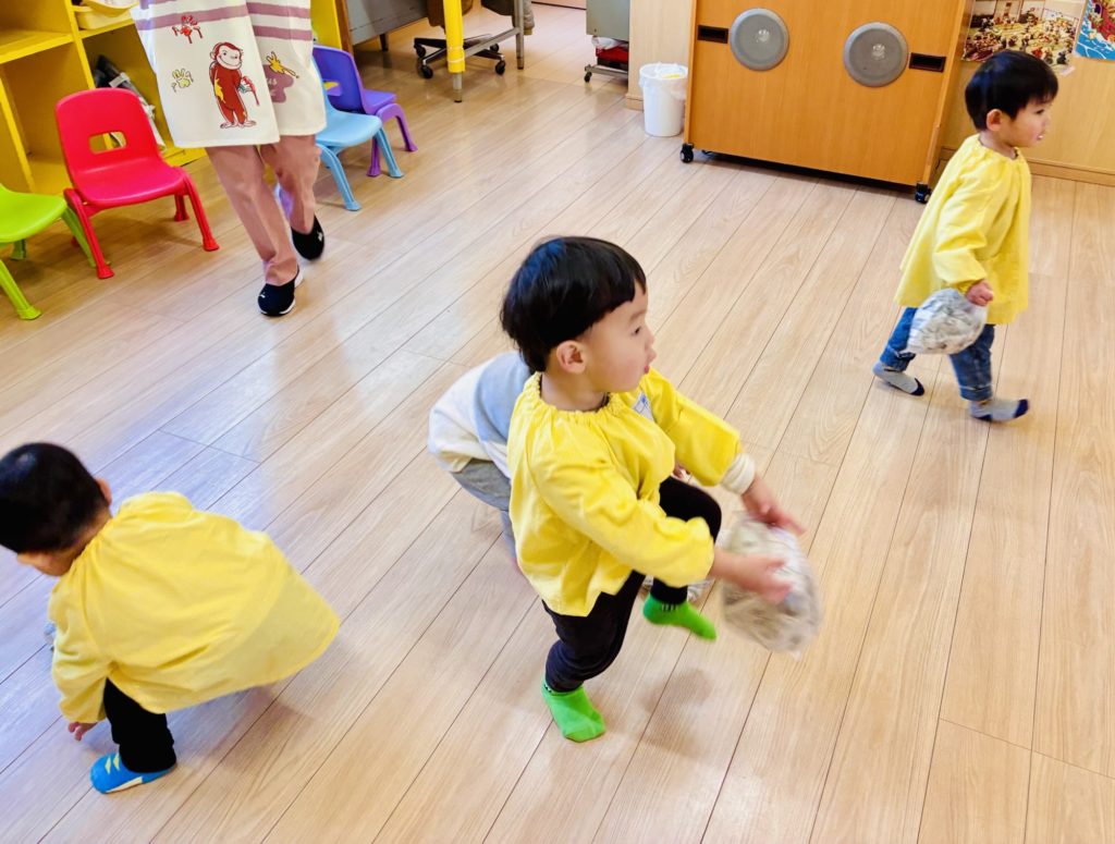 福岡県　京都郡　みやこ町　犀川　わくわくの幼稚園　のびのびhttps://waku2noki.com/7629/幼https://waku2noki.com/7232/稚園　幼稚園　保育園　認定こども園　子ども　保育　弁当　ママ弁当　遠足　年長　年中　年少　未満児　みやこ町保育園　行橋市幼稚園　よちよち広場　言葉遊びかるた遊び　表現遊び　外遊び　お花見　個人制作　マット遊び　体育遊び　らブロック遊び　滑り台　砂場　絵パズル　みのむし　クリスマス制作　お散歩　作品展　ボール遊び　花見　体操教室　指スタンプ製作　給食参観　時の記念日製作　年長製作　あそびワーク　あそび
七夕飾り　絵の具　道具箱整理福岡県　京都郡　みやこ町　犀川　わくわくの幼稚園　のびのびhttps://waku2noki.com/7629/幼https://waku2noki.com/7232/稚園　幼稚園　保育園　認定こども園　子ども　保育　弁当　ママ弁当　遠足　年長　年中　年少　未満児　みやこ町保育園　行橋市幼稚園　よちよち広場　言葉遊びかるた遊び　表現遊び　外遊び　お花見　個人制作　マット遊び　体育遊び　らブロック遊び　滑り台　砂場　絵パズル　みのむし　クリスマス制作　お散歩　作品展　ボール遊び　花見　体操教室　指スタンプ製作　給食参観　時の記念日製作　年長製作　あそびワーク　あそび
七夕飾り　絵の具　クリスマス福岡県　京都郡　みやこ町　犀川　わくわくの幼稚園　のびのびhttps://waku2noki.com/7629/幼https://waku2noki.com/7232/稚園　幼稚園　保育園　認定こども園　子ども　保育　弁当　ママ弁当　遠足　年長　年中　年少　未満児　みやこ町保育園　行橋市幼稚園　よちよち広場　言葉遊びかるた遊び　表現遊び　外遊び　お花見　個人制作　マット遊び　体育遊び　らブロック遊び　滑り台　砂場　絵パズル　みのむし　クリスマス制作　お散歩　作品展　ボール遊び　花見　体操教室　指スタンプ製作　給食参観　時の記念日製作　年長製作　あそびワーク　あそび
七夕飾り　絵の具　道具箱整理福岡県　京都郡　みやこ町　犀川　わくわくの幼稚園　のびのびhttps://waku2noki.com/7629/幼https://waku2noki.com/7232/稚園　幼稚園　保育園　認定こども園　子ども　保育　弁当　ママ弁当　遠足　年長　年中　年少　未満児　みやこ町保育園　行橋市幼稚園　よちよち広場　言葉遊びかるた遊び　表現遊び　外遊び　お花見　個人制作　マット遊び　体育遊び　らブロック遊び　滑り台　砂場　絵パズル　みのむし　クリスマス制作　お散歩　作品展　ボール遊び　花見　体操教室　指スタンプ製作　給食参観　時の記念日製作　年長製作　あそびワーク　あそび
七夕飾り　絵の具　紙粘土続き　3学期
新聞遊び