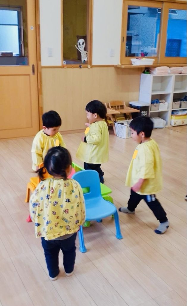 京都郡　みやこ町　犀川　わくわくの幼稚園　のびのびhttps://waku2noki.com/7629/幼https://waku2noki.com/7232/稚園　幼稚園　保育園　認定こども園　子ども　保育　弁当　ママ弁当　遠足　年長　年中　年少　未満　クリスマス福岡県　みやこ町保育園　行橋市幼稚園　クリスマス制作　お散歩　作品展　ボール遊び　体操教室　指スタンプ製作　給食参観　時の記念日製作　年長製作　あそびワーク　あそび　道具箱整理福岡県　よちよち広場　言葉遊びかるた遊び　表現遊び　外遊び　お花見　個人制作　マット遊び　体育遊び　ブロック遊び　滑り台　砂場　絵パズル　みのむし　クリスマス制作　お散歩　
七夕飾り　絵の具　紙粘土続き　3学期
新聞遊び　ままごと　いす取りゲーム