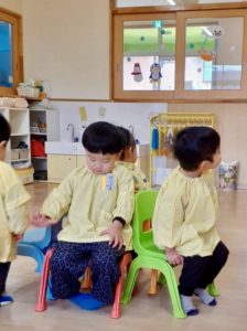 京都郡　みやこ町　犀川　わくわくの幼稚園　のびのびhttps://waku2noki.com/7629/幼https://waku2noki.com/7232/稚園　幼稚園　保育園　認定こども園　子ども　保育　弁当　ママ弁当　遠足　年長　年中　年少　未満　クリスマス福岡県　みやこ町保育園　行橋市幼稚園　クリスマス制作　お散歩　作品展　ボール遊び　体操教室　指スタンプ製作　給食参観　時の記念日製作　年長製作　あそびワーク　あそび　道具箱整理福岡県　よちよち広場　言葉遊びかるた遊び　表現遊び　外遊び　お花見　個人制作　マット遊び　体育遊び　ブロック遊び　滑り台　砂場　絵パズル　みのむし　クリスマス制作　お散歩　
七夕飾り　絵の具　紙粘土続き　3学期
新聞遊び　ままごと　いす取りゲーム